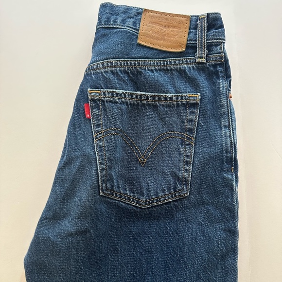 EUC RARE Levi’s Ribcage Straight Ankle Women's Jeans Premium Denim 27 X 27 - Picture 2 of 10